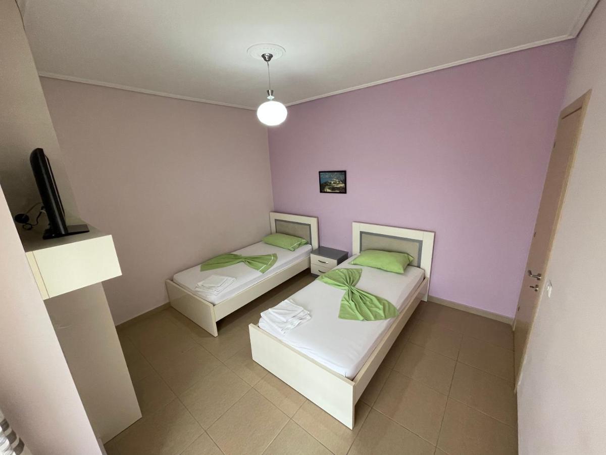Flower Apartment Sarande Exterior photo
