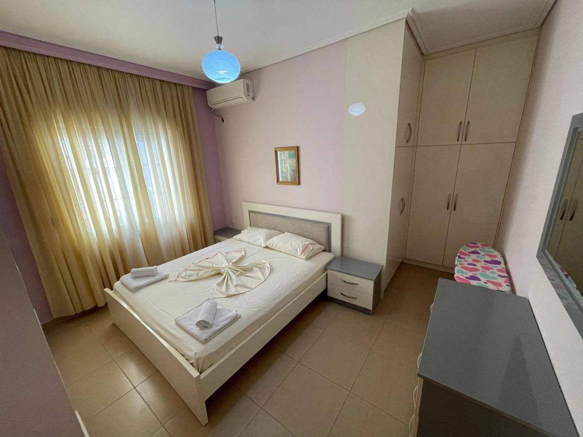 Flower Apartment Sarande Exterior photo