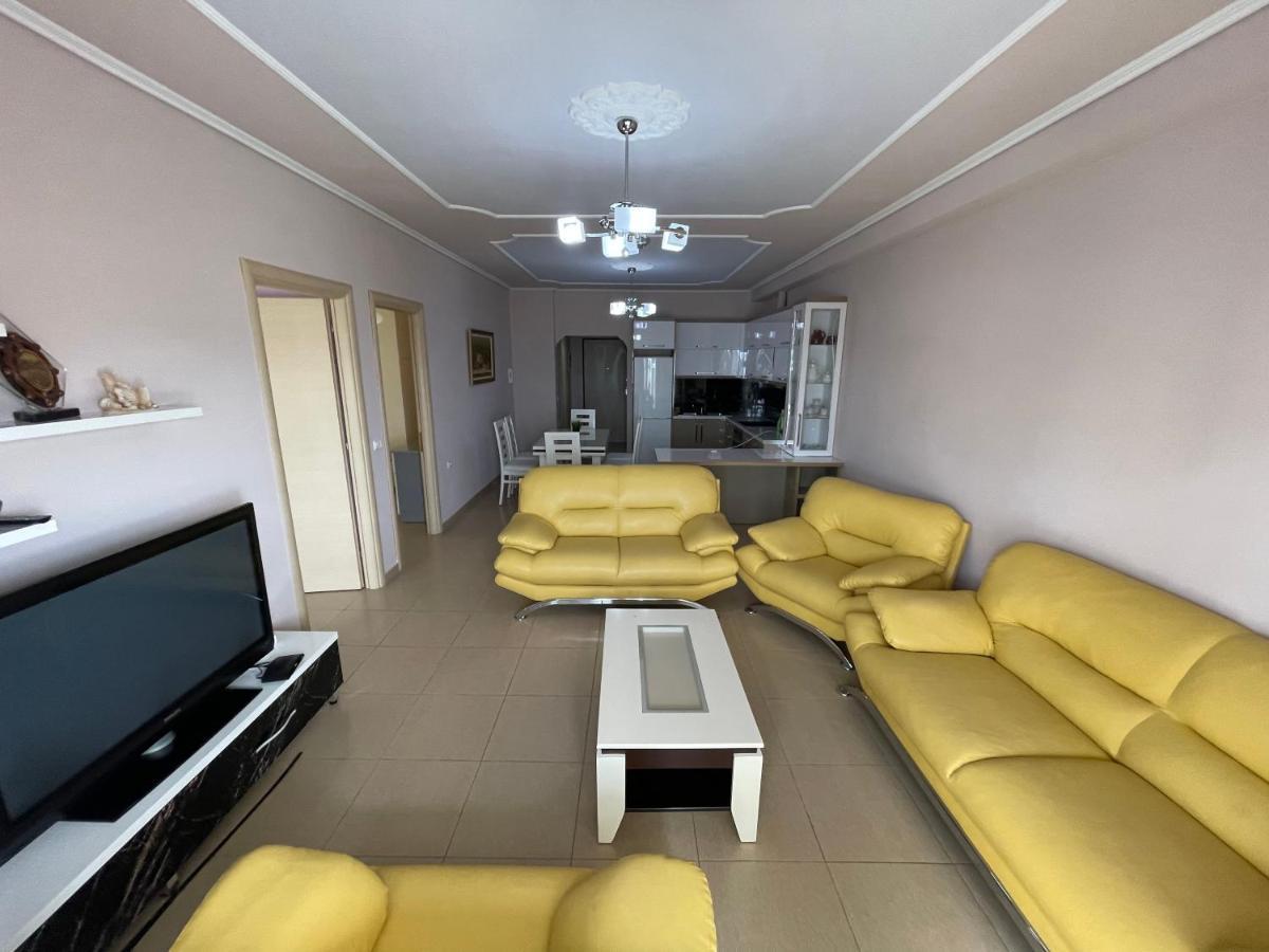 Flower Apartment Sarande Exterior photo